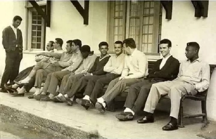 Seleção de 1958 esperando trem em Poços de Caldas